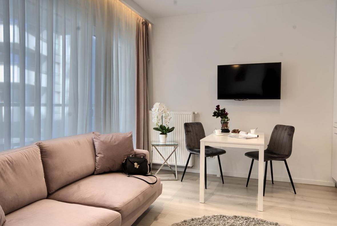 ורשה Mayad Residence מראה חיצוני תמונה